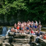 Hundreds head to Richmond falls during hot weather Picture: SARAH CALDECOTT.