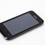 The Ascend G330 - doesn't look like a cheap phone and doesn't perform like one either