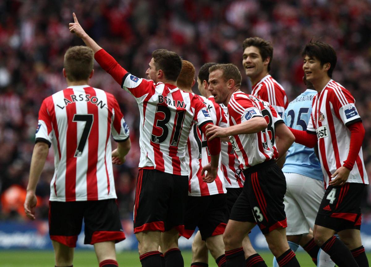 Fabio Borini celebrates with team-mates after putting Sunderland 1-0 up