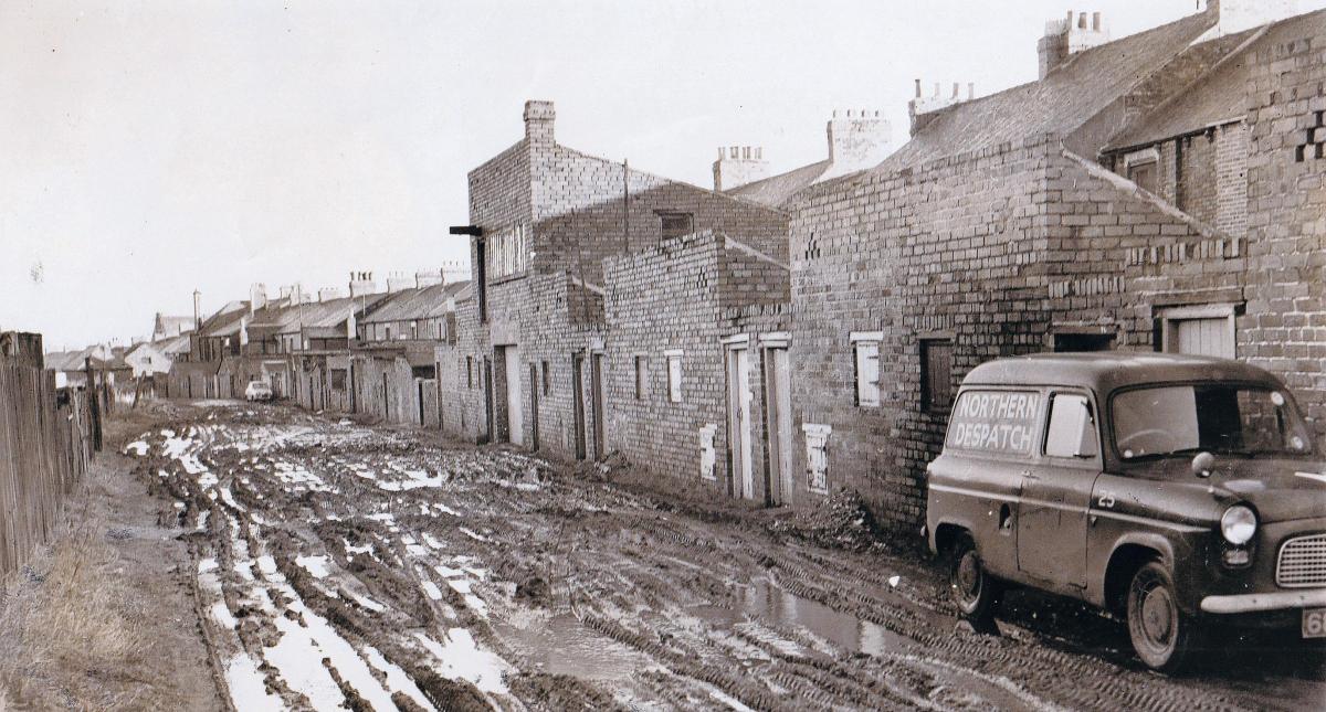 Originally, Meadowfield consisted of just two mining terraces: Frederick Street and John Street. This is the rear of Frederick Street North on January 19, 1962. Our suspicion is that the photographer didn’t want to get his feet too dirty and so parked h