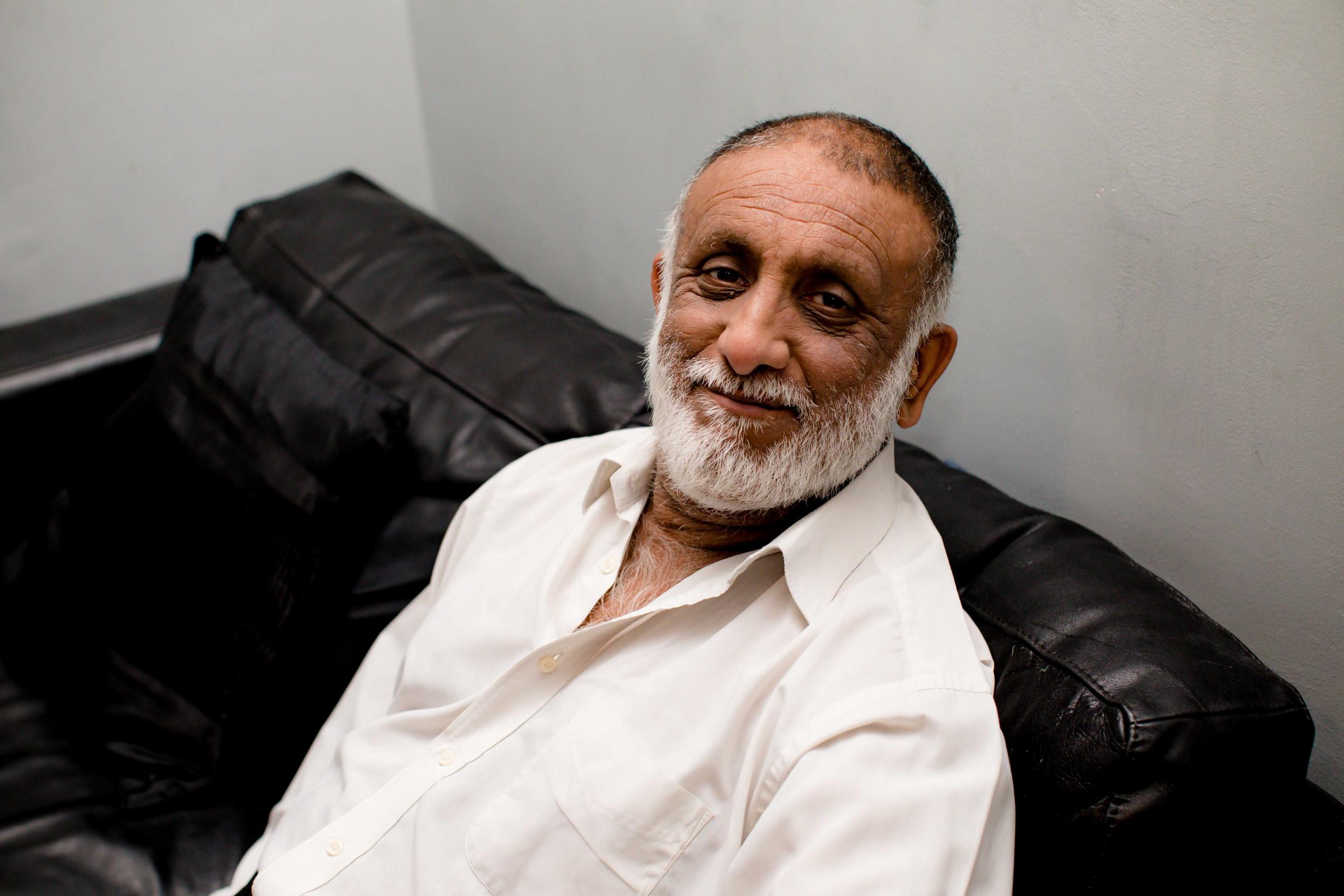 Former taxi driver from Middlesbrough urges others to consider a career in fostering - Vimarsana News