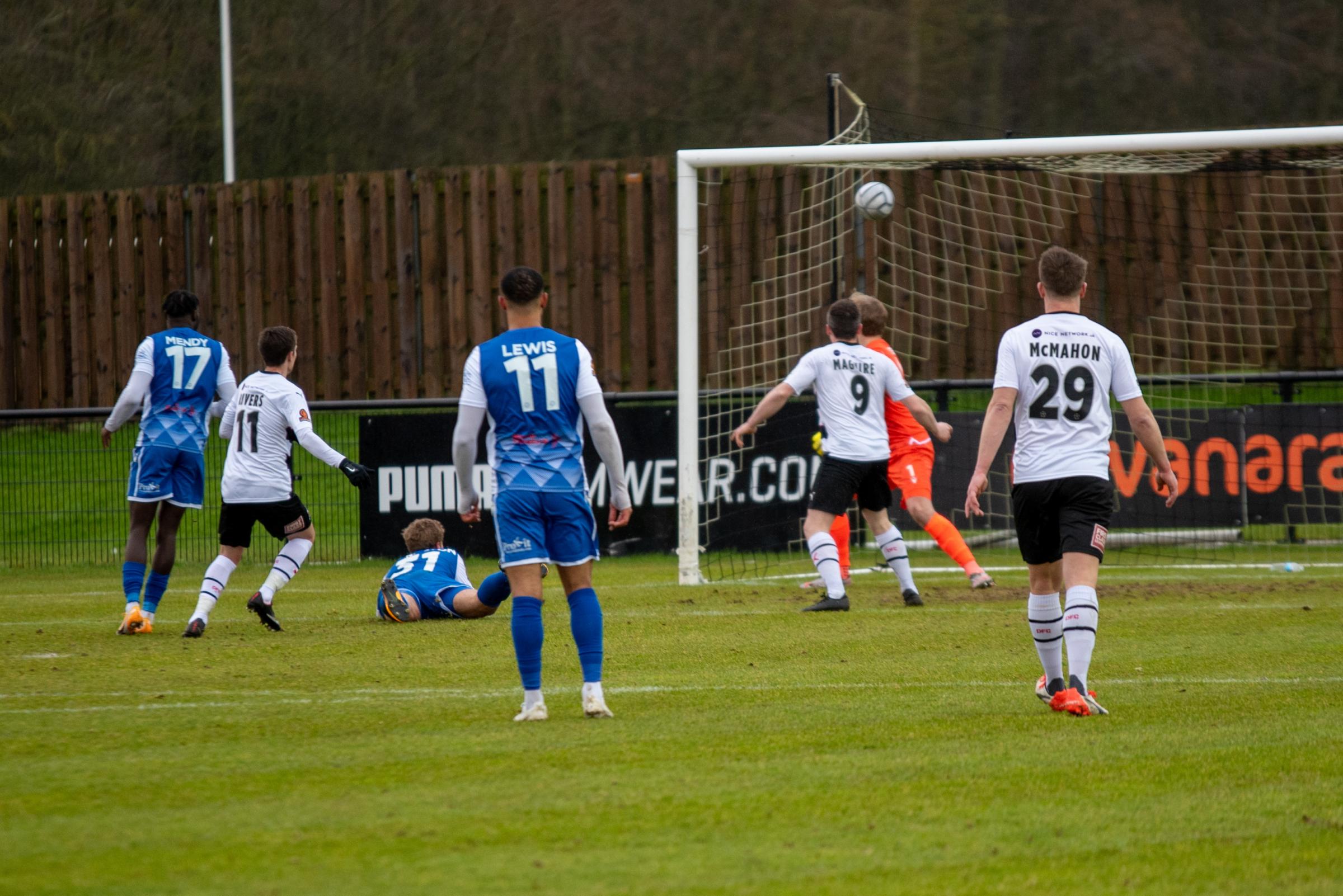 Darlington boss dreaming of Wembley after Wealdstone win - Vimarsana News