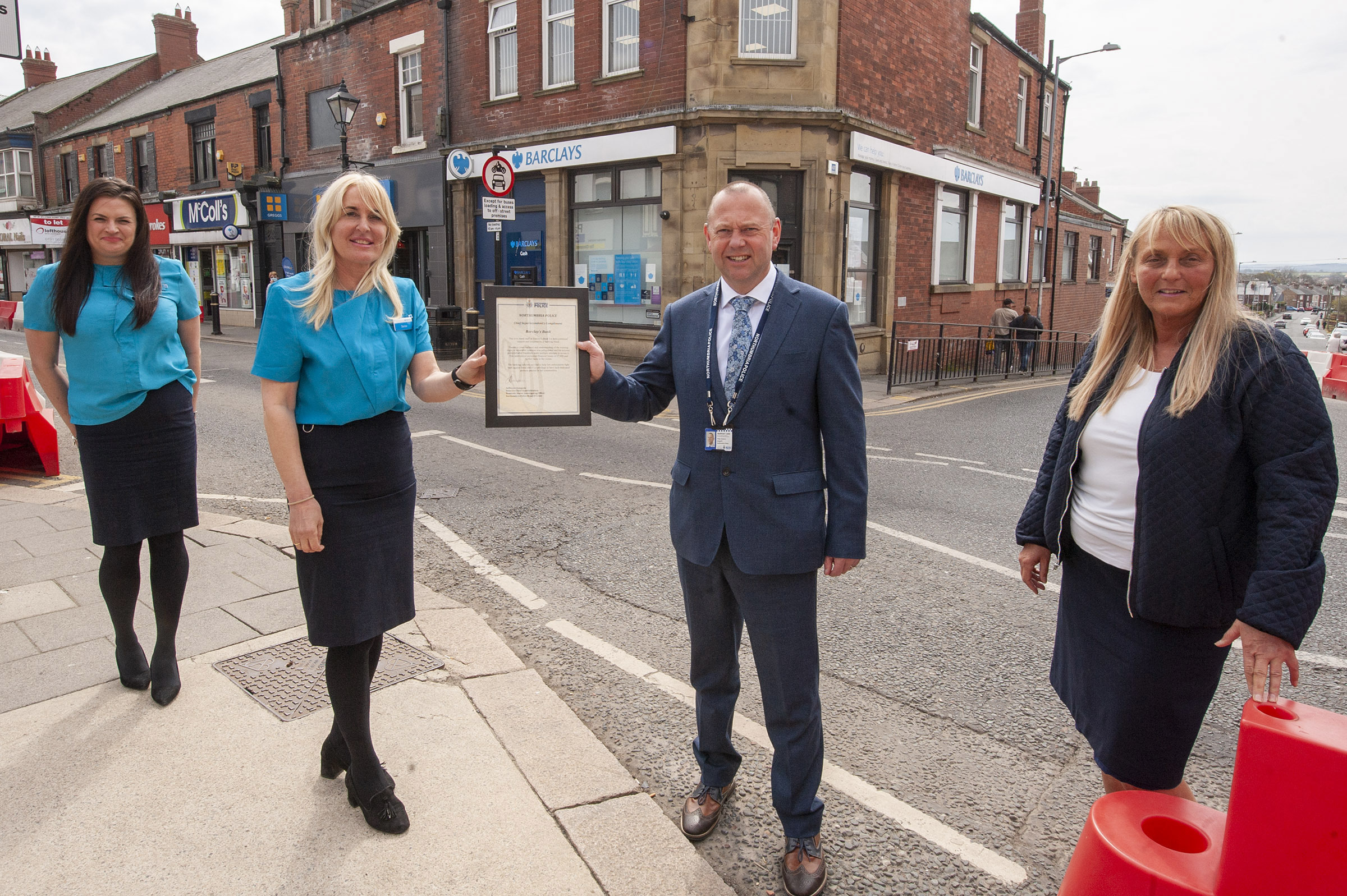 Bank staff in Houghton-le-Spring saved pensioner from losing thousands in scam - Vimarsana News
