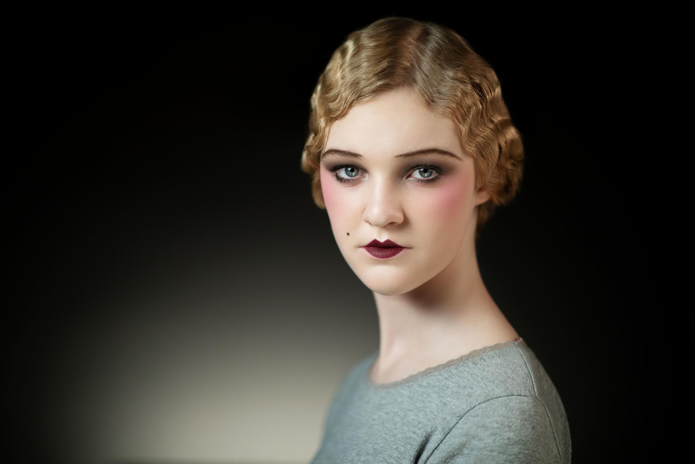 Makeup: A Glamorous History: the 1920s look
