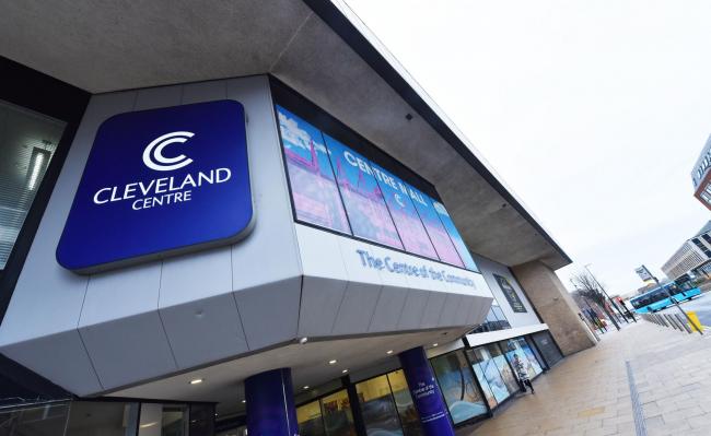 The entrance to the Cleveland Centre on Grange Road, looking towards Centre Square