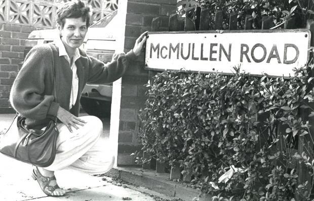 Daughter of heroic Second World War pilot William Stuart McMullen, Donna Mae Barber, visits the road in Darlington named after her father in 1985. He piloted his stricken Lancaster bomber away from the houses.