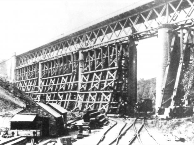The Northern Echo: Replacing the steelwork on the Lands Viaduct over the river Gaunless and Haggerleases branch line, between 1899 and 1905