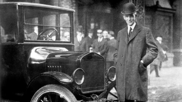The Northern Echo: Henry Ford seen With 1921 Model T.