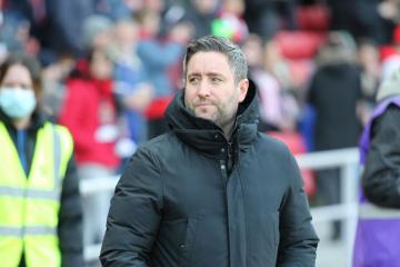 Sunderland: Lee Johnson outlines plans for Patrick Roberts