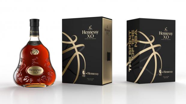The Northern Echo : Hennessy XO Ghost of the NBA Collector's Edition.  Crédit photo : The Bottle Club
