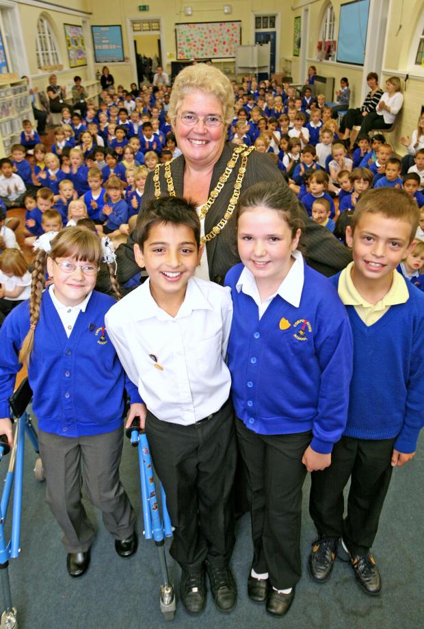 The Northern Echo: Darlington Mayor Councillor Marian Swift in 2007 with children from Corporation Road Juniors: from left Hannah Moss Carbert , Ali Bari , Carla Bradley and Ben Firth