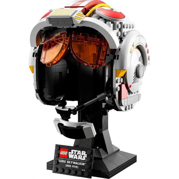 The Northern Echo: LEGO Star Wars Luke Skywalker Red Five Helmet Set (IWOOT)