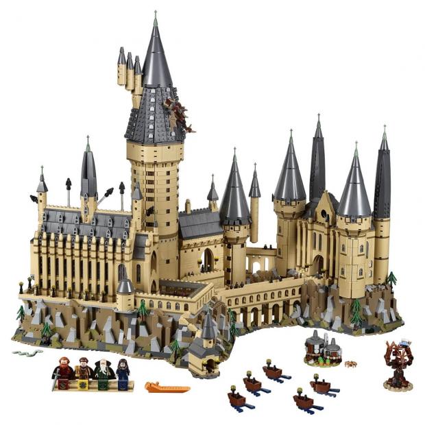 The Northern Echo: LEGO Harry Potter Hogwarts Castle Set (Zavvi)