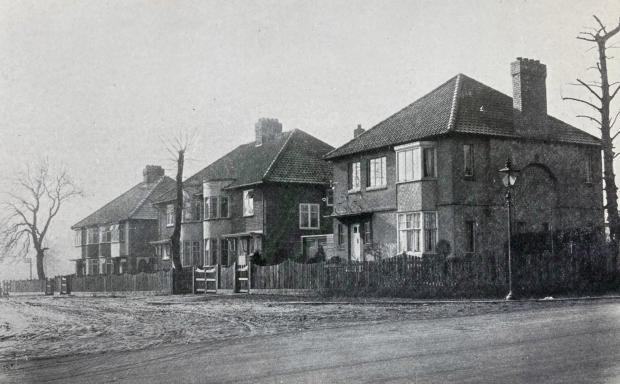The Northern Echo: Hutton's builders creating Hartford Road, one of the West End roads on the Blackwell Road Estate
