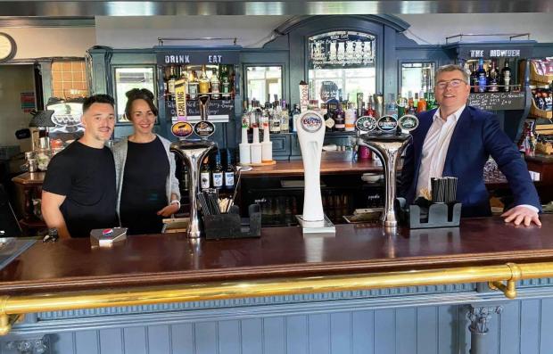 The Northern Echo: Simon and Rachel Leadbetter with Darlington MP Peter Gibson at The Mowden Pub in Darlington