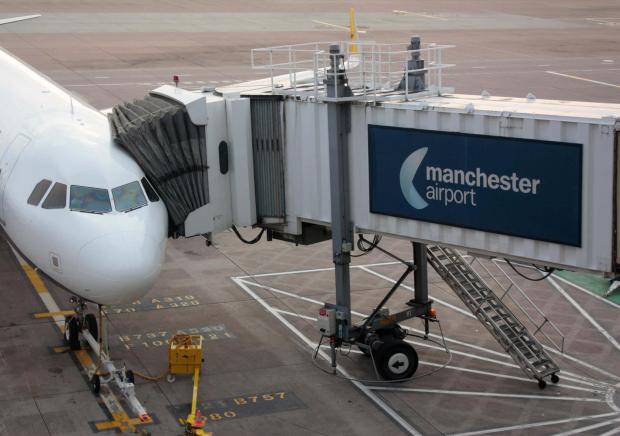 The Northern Echo: Manchester Airport has warned passengers they will face queues of up to 90 minutes this summer as it does not have enough staff (Alamy Stock Photo/PA)