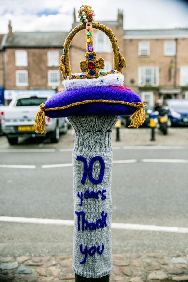The Northern Echo: Thirsk Yarnbombers have created a wonderful display ahead of the Queen's Platinum Jubilee Picture: SARAH CALDECOTT
