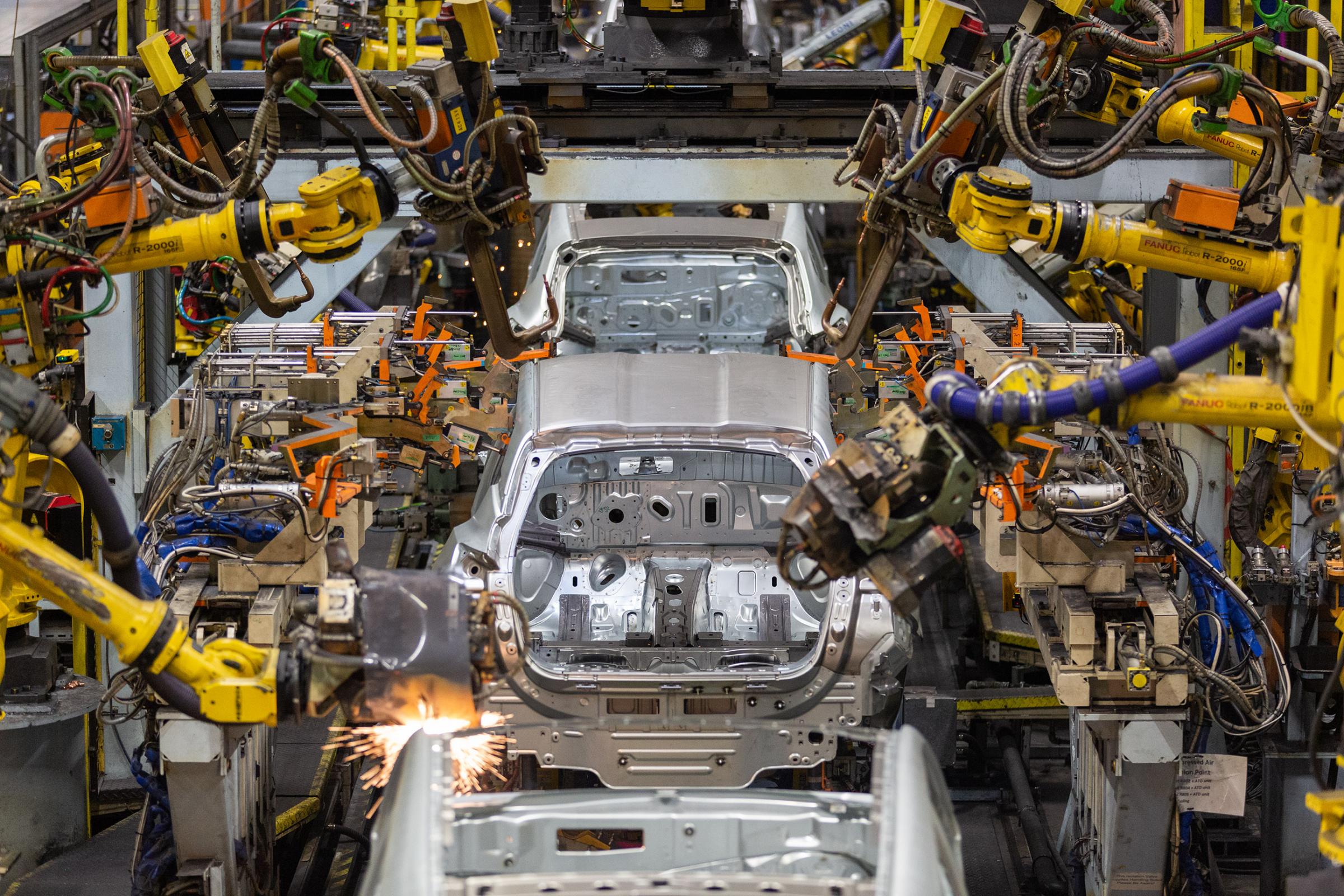 Sunderland factory to play key role in Nissan electrification - Vimarsana News