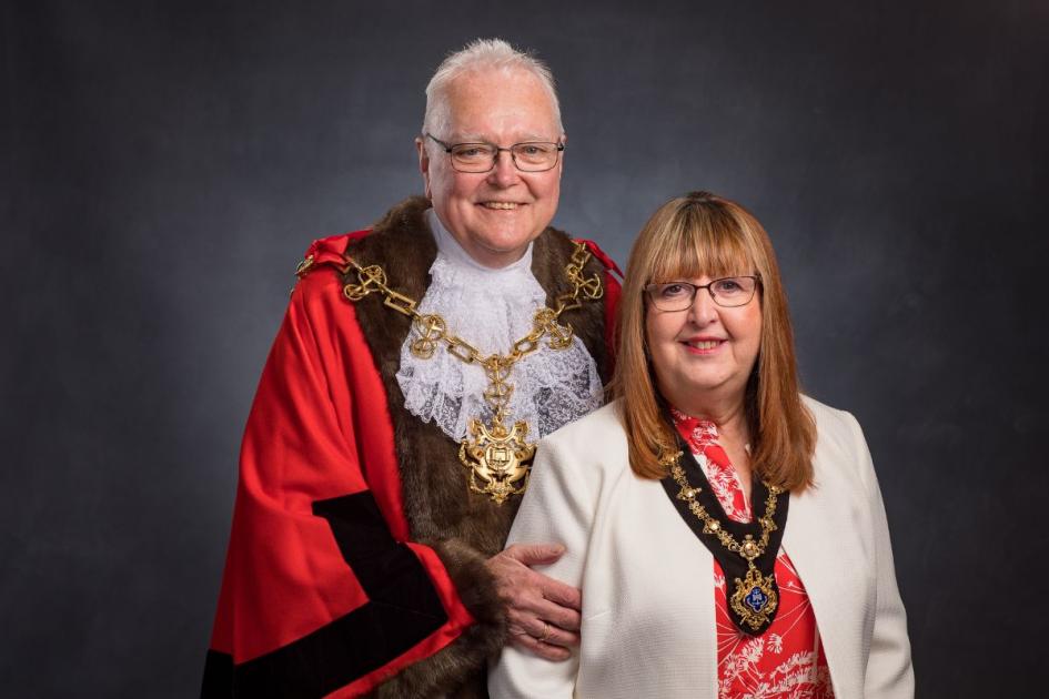 Stockton Borough Council installs Cllr Jim Beall as new Mayor