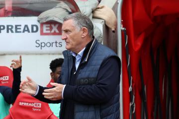 Tony Mowbray admits to failing after Sunderland defeat to Cardiff