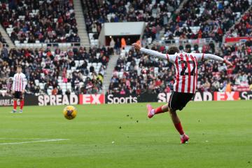 Sunderland: Adil Aouchiche pushing for Huddersfield start