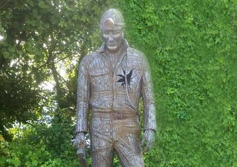 The Northern Echo: Marra, the moving mining statue in Horden, with his heart ripped out The Northern Echo: Marra, the moving mining statue in Horden, with his heart ripped out