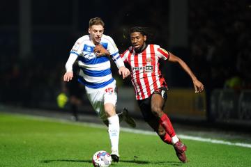 Sunderland defender Aji Alese signs new long-term contract