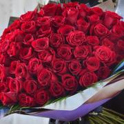 Interflora's 100 red roses bouquet. Credit: Interflora