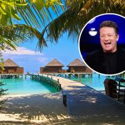 TV chef Jamie Oliver and his wife Jools have renewed their wedding vows in the Maldives along with their five children