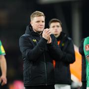 Eddie Howe applauds the Newcastle fans after his side's win at Fulham