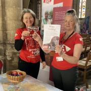 Elaine Gisbourne and Dorothy Gray wine tasting