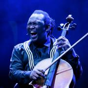 Abel Selaocoe performing