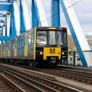 Metro on QE2 Bridge