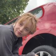 Elaine Robertson demonstrates how to change a tyre in a follow-up video after her viral Morrisons car park encounter attracted thousands of views online.