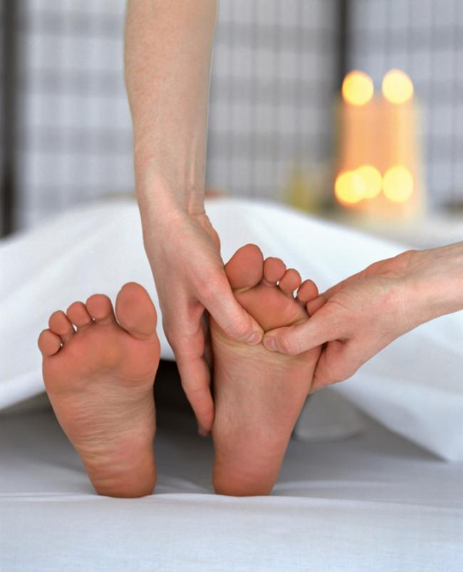Relaxing: reflexology treatment for the feet
