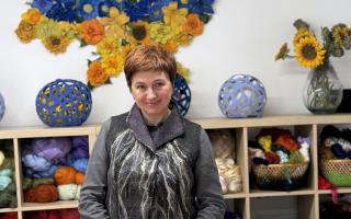 Lena Archbold, a Ukrainian textile artist whose work helped her recover from cancer, is holding her first solo exhibition at Arts Centre Washington